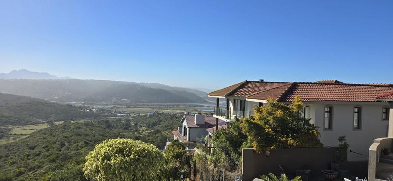 5 Bedroom Property for Sale in Groot Brakrivier Central Western Cape